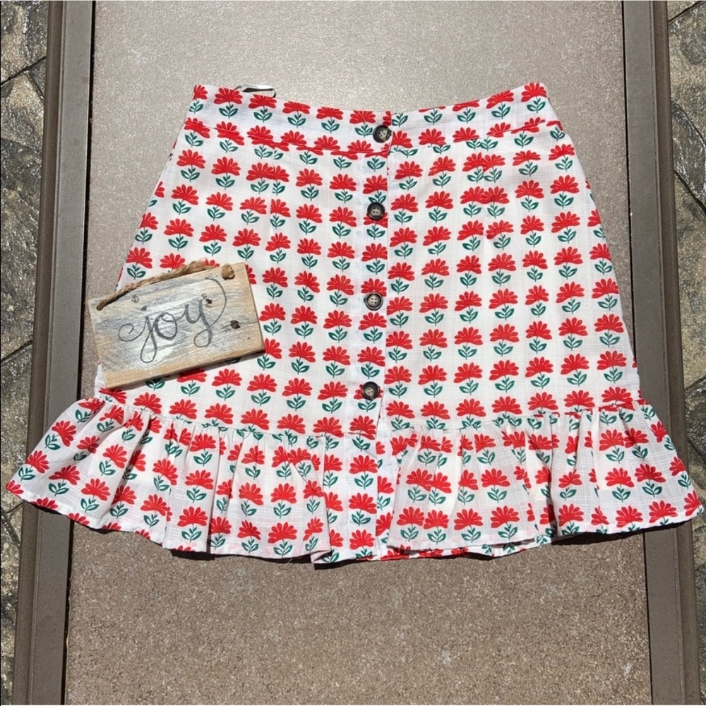miami Skirt with Red Flowers | Size Medium